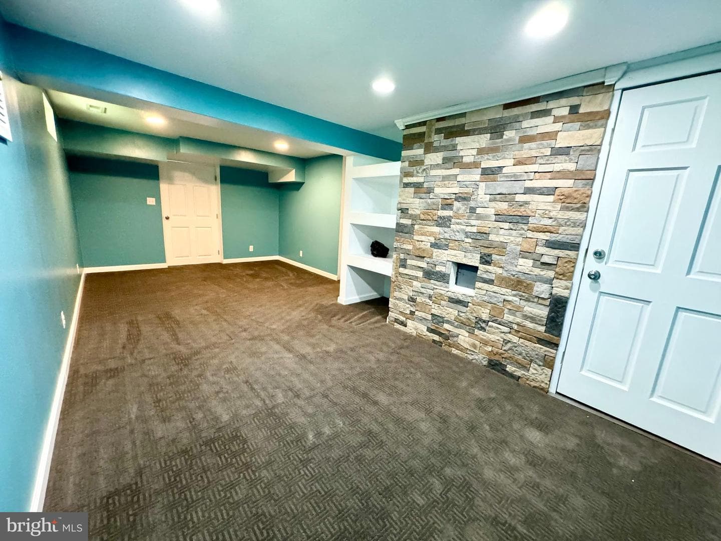 454 Pine Ridge Drive photo 30