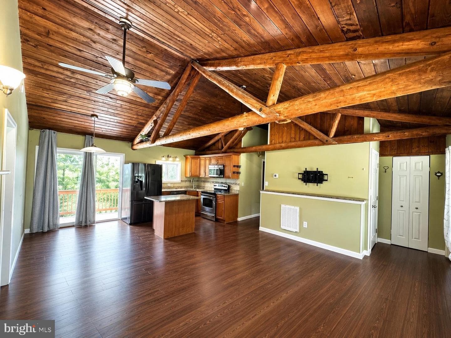 454 Pine Ridge Drive photo 4
