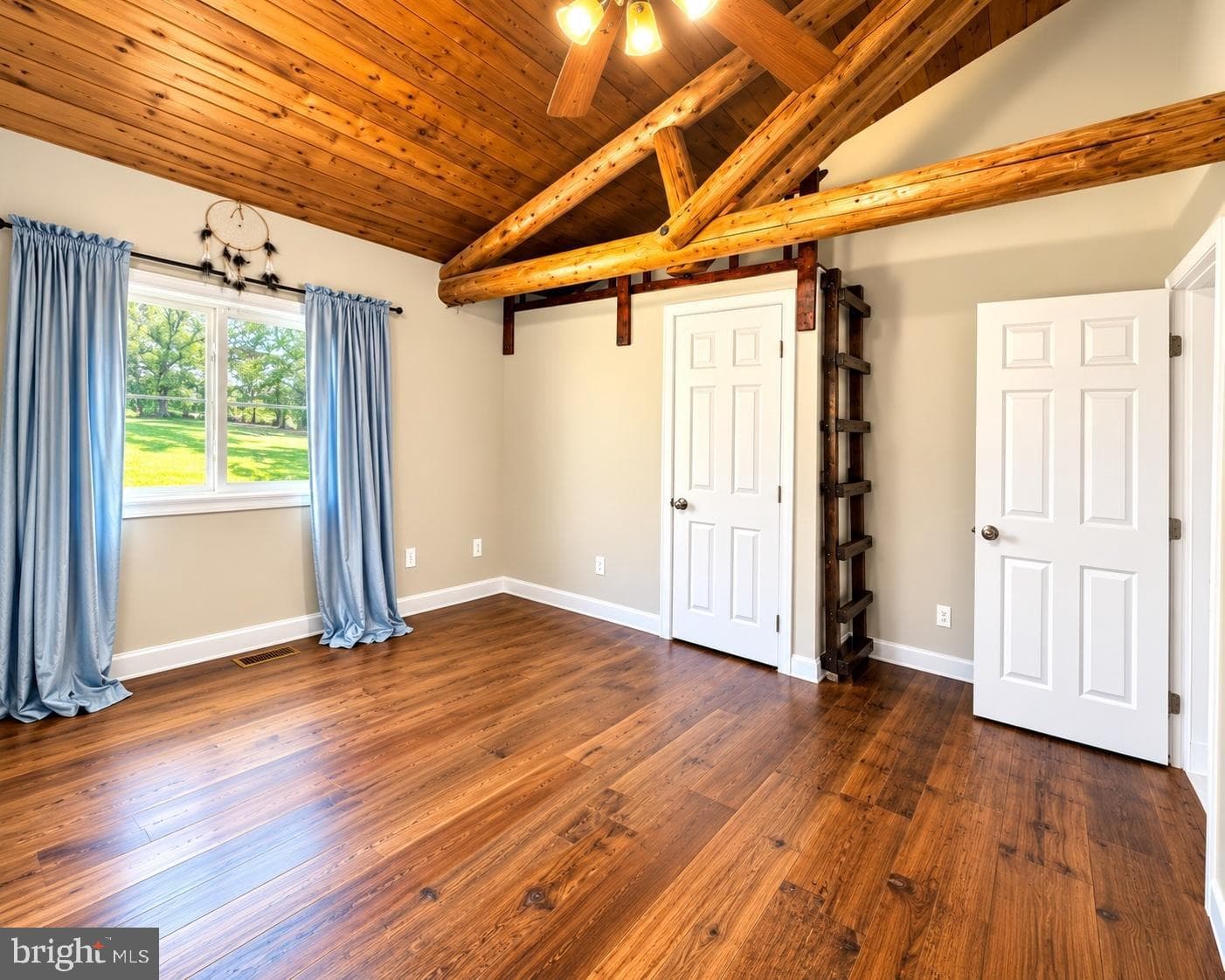 454 Pine Ridge Drive photo 8