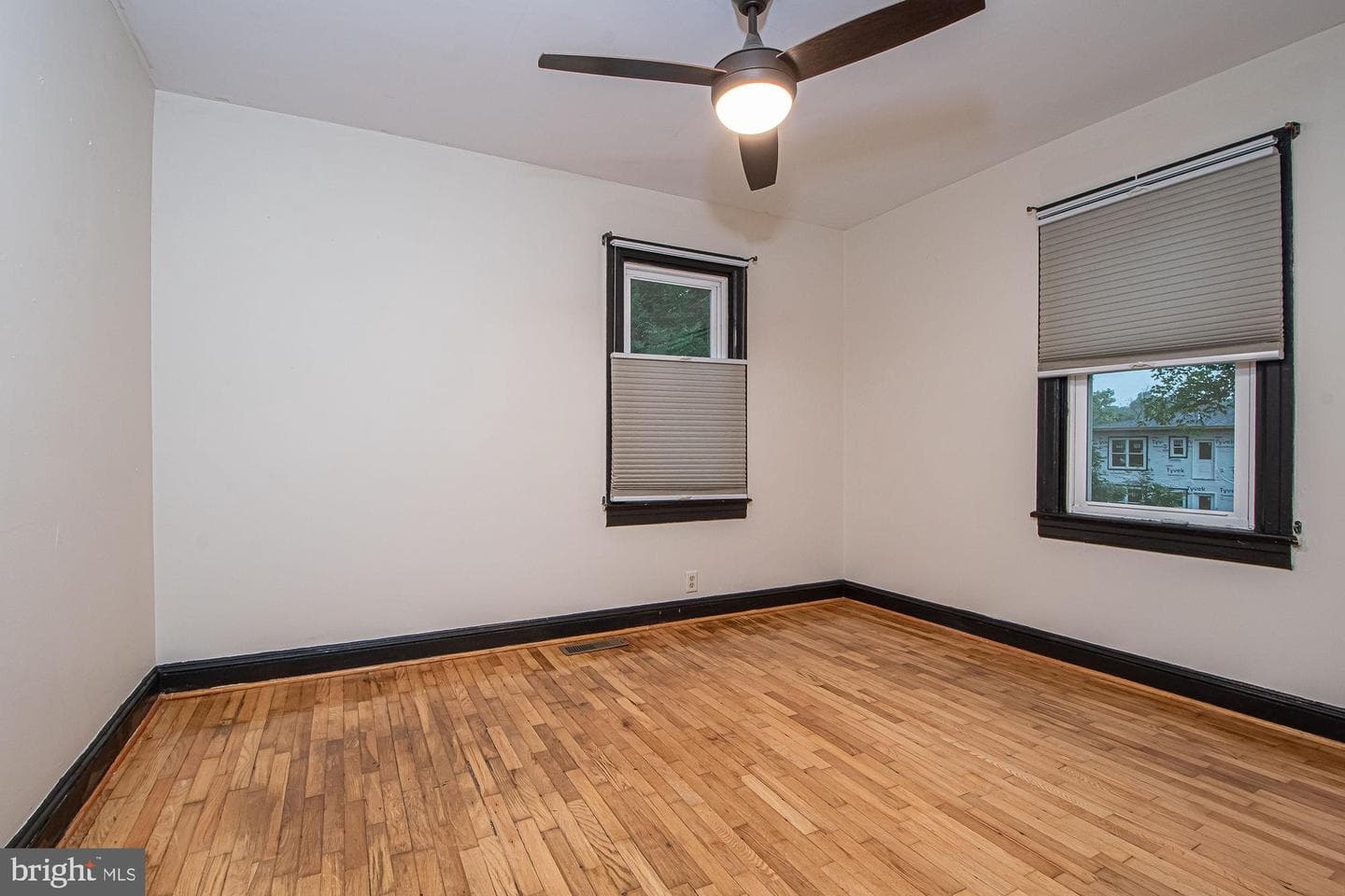 424 Duncan Avenue photo 16