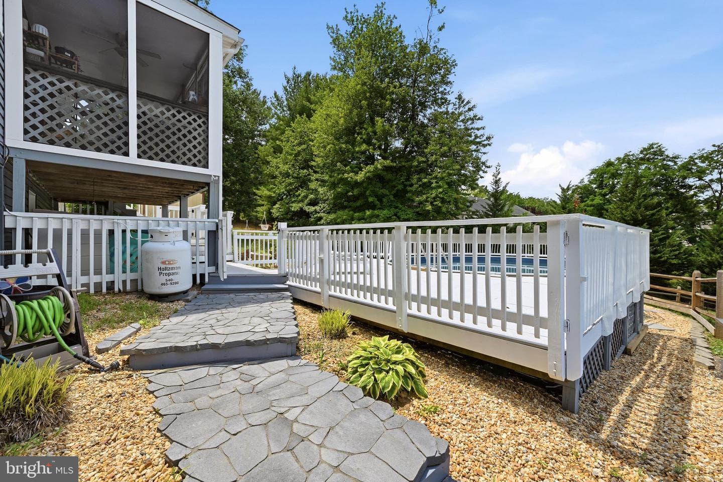 11 Ashlawn Ct photo 54
