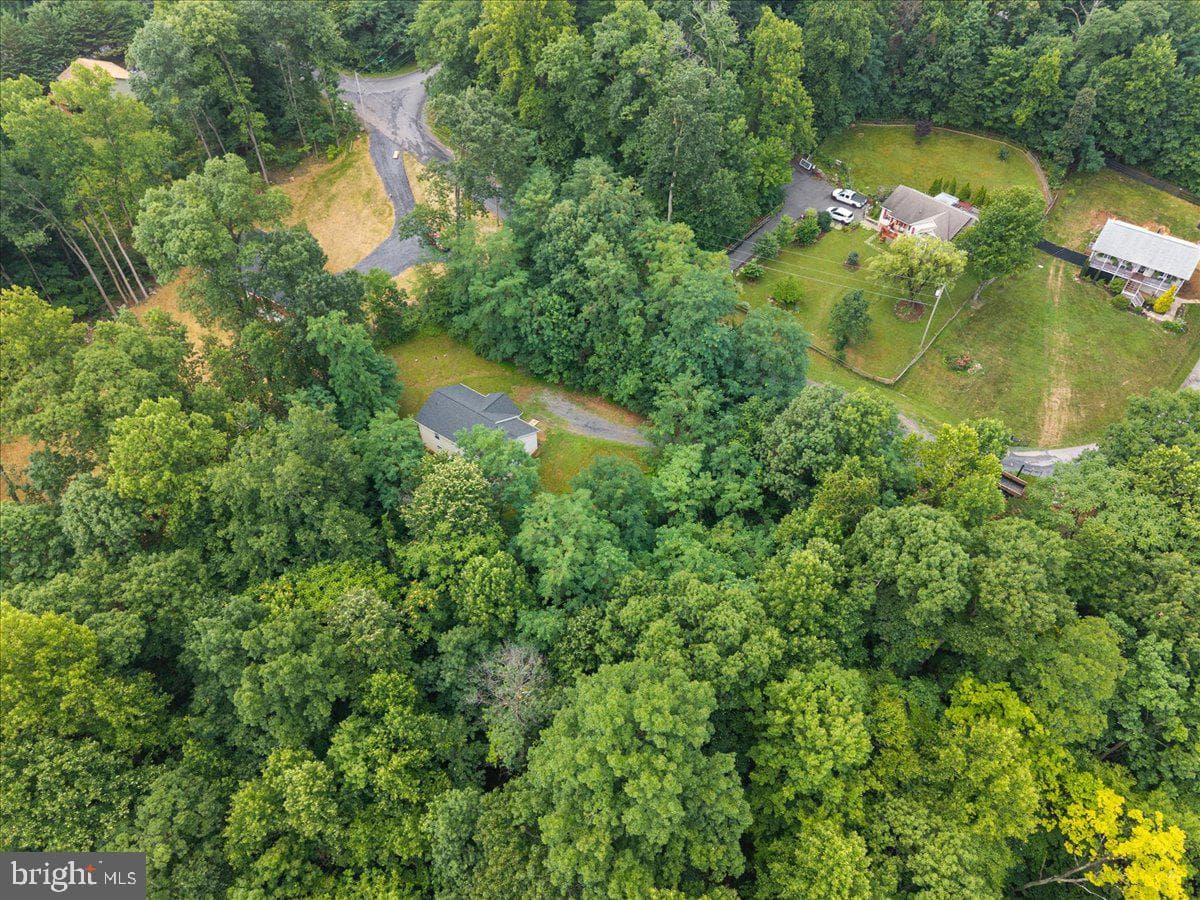 94 Tee Court photo 35