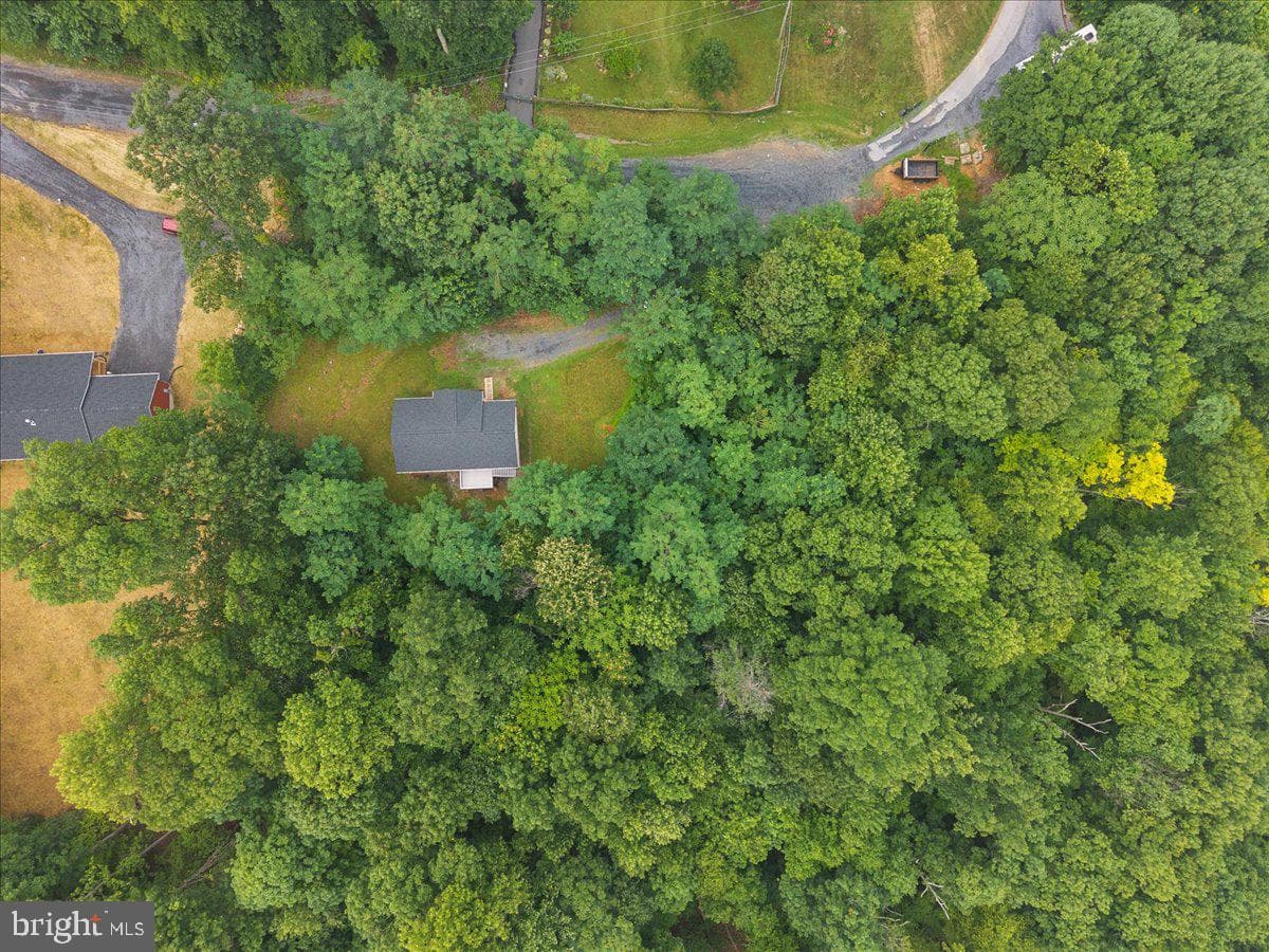 94 Tee Court photo 36