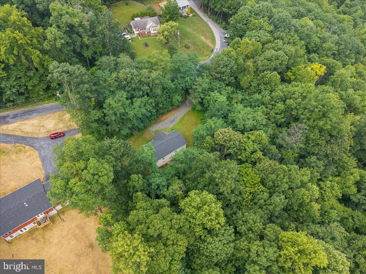 94 Tee Court photo 37