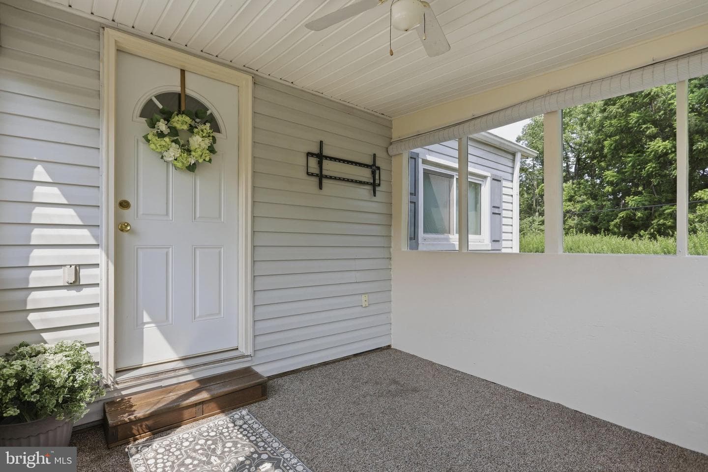1233 Summit Point Drive photo 34