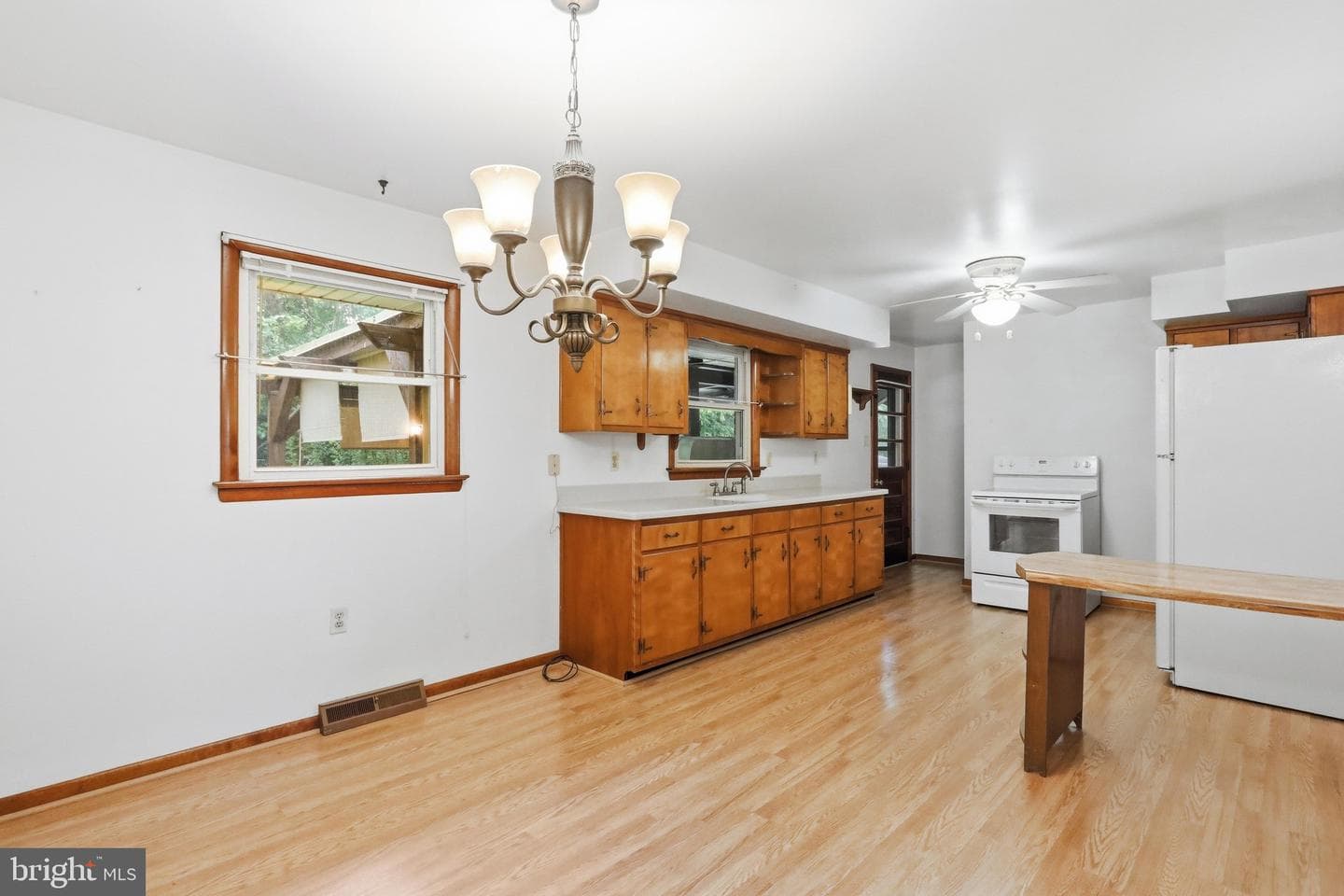 721 Stockton Road photo 9