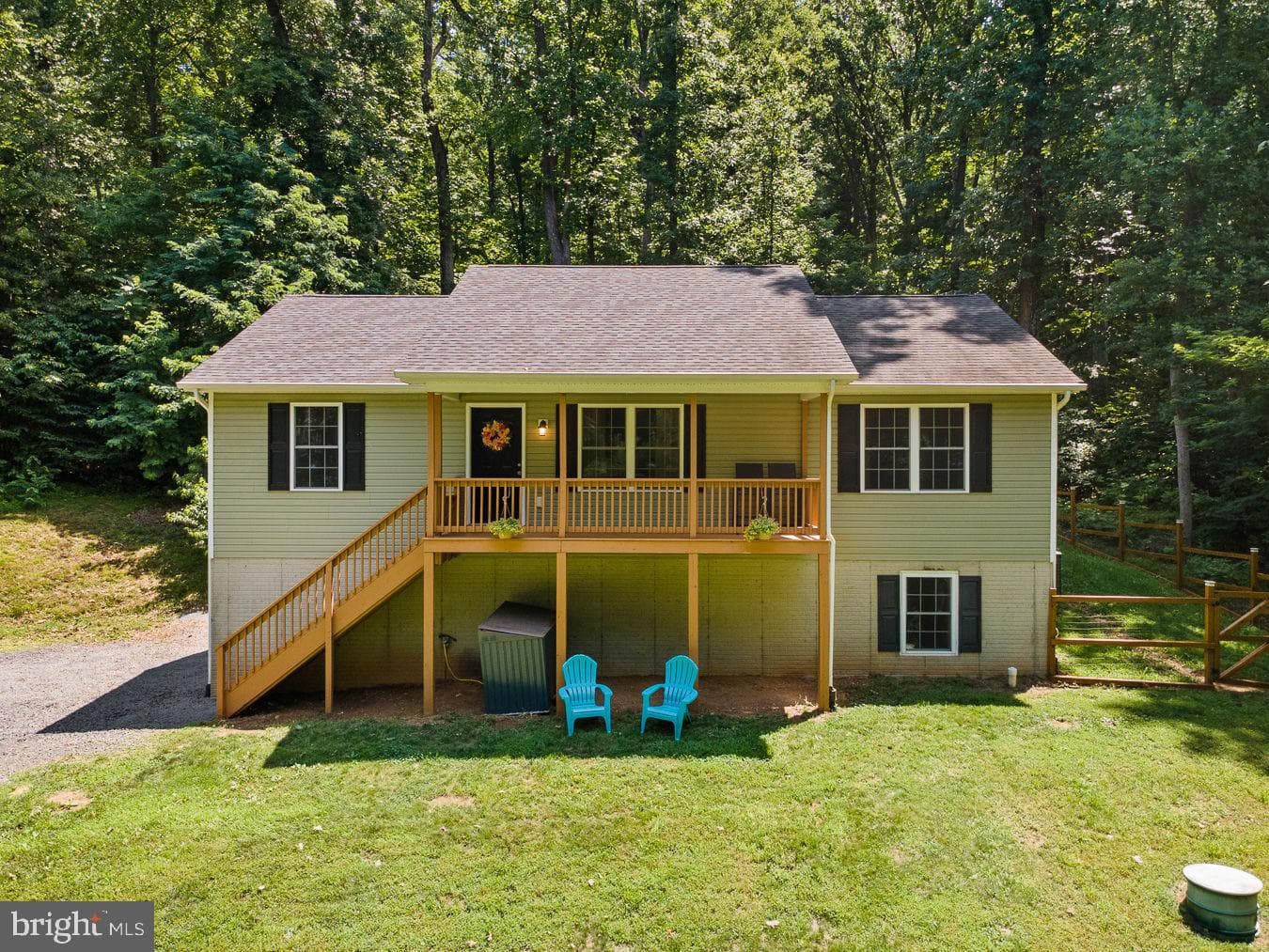 219 Woodpecker Way photo 1