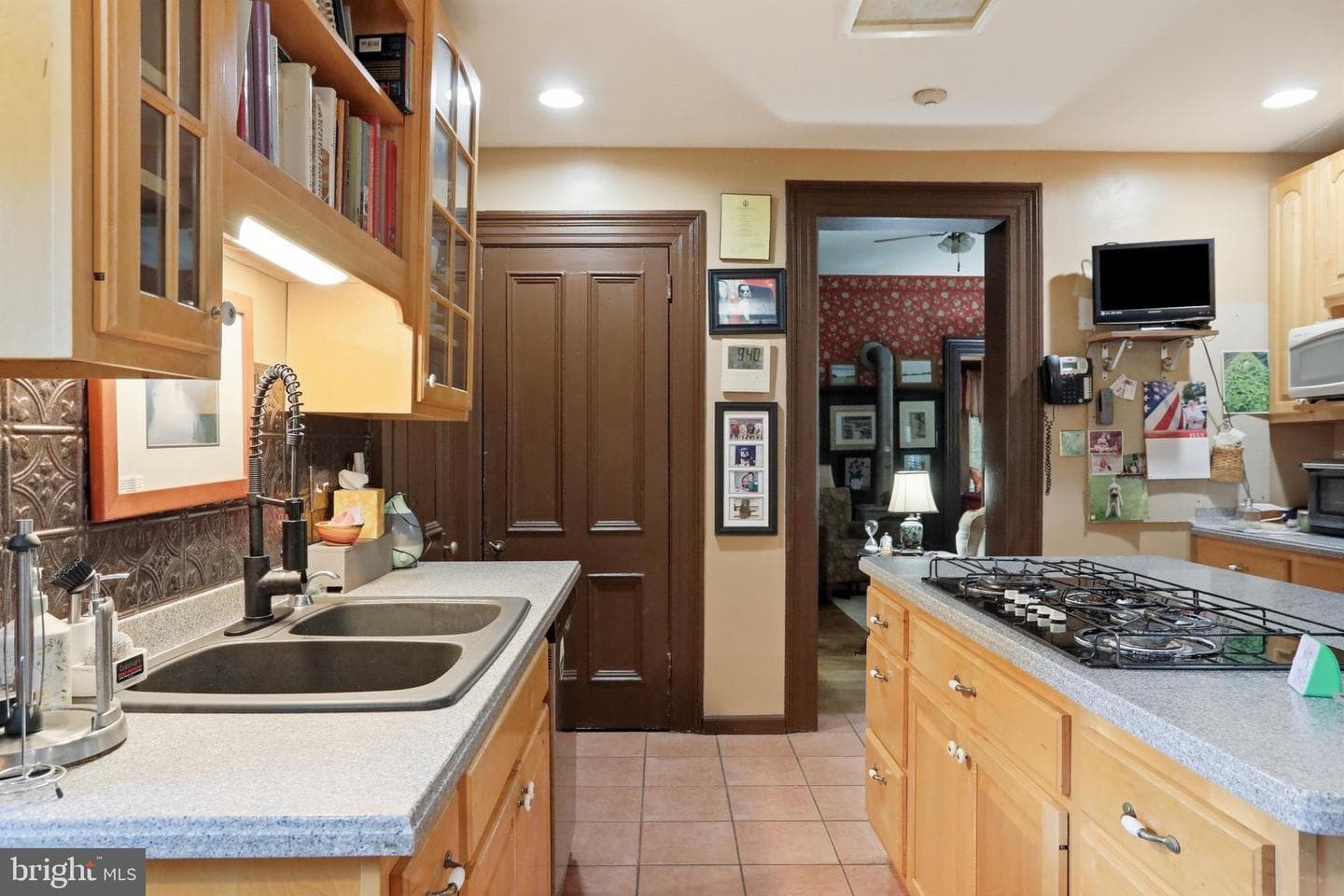 236 Riverside Drive photo 42
