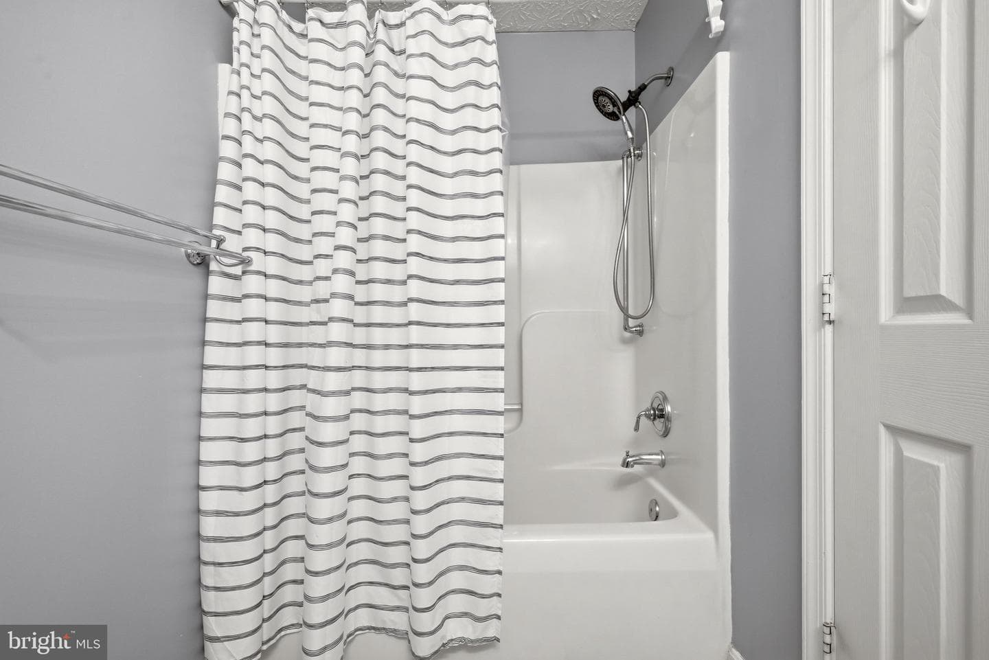 461 Rome Beauty Drive photo 26