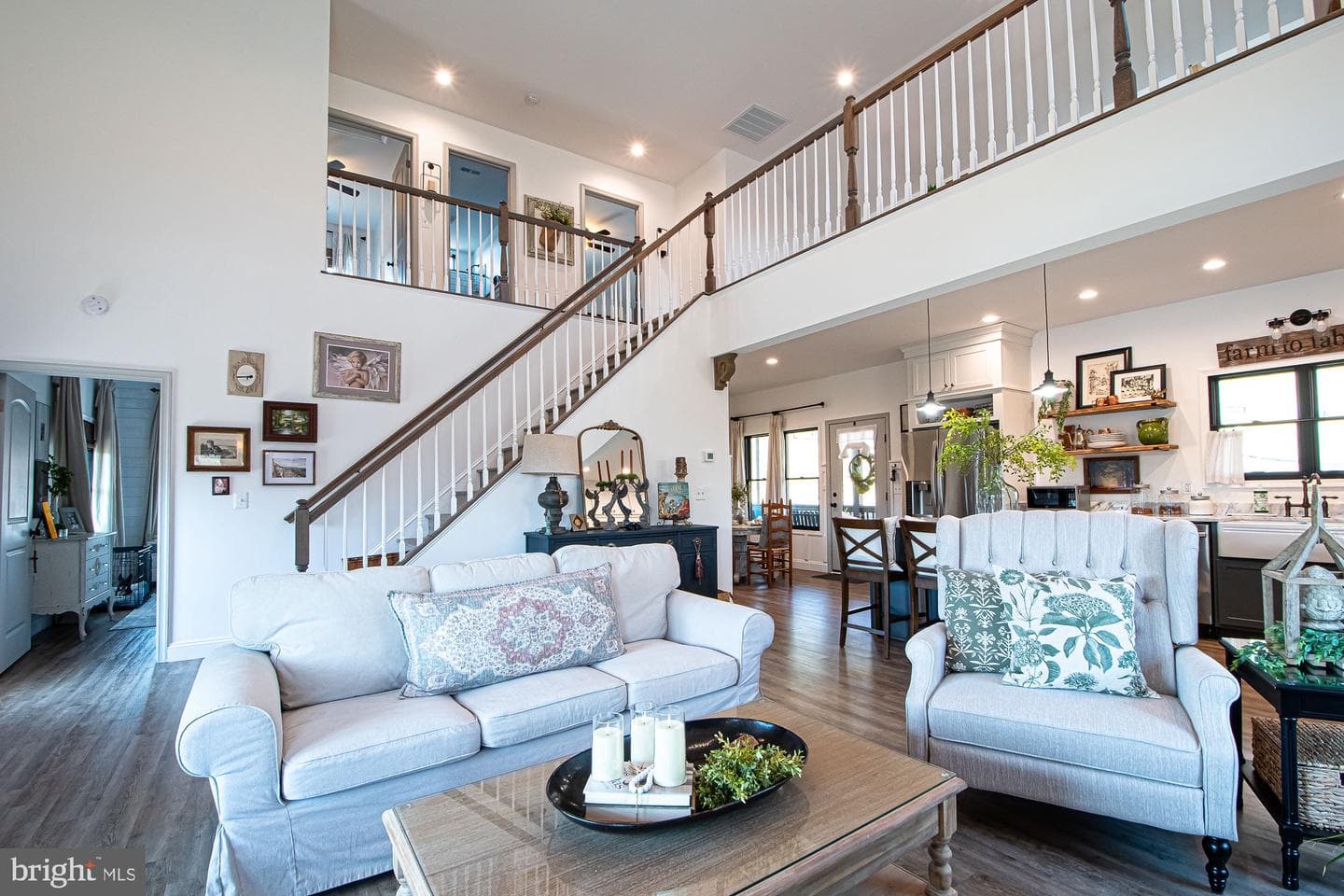 691 Sunset Village Road photo 39