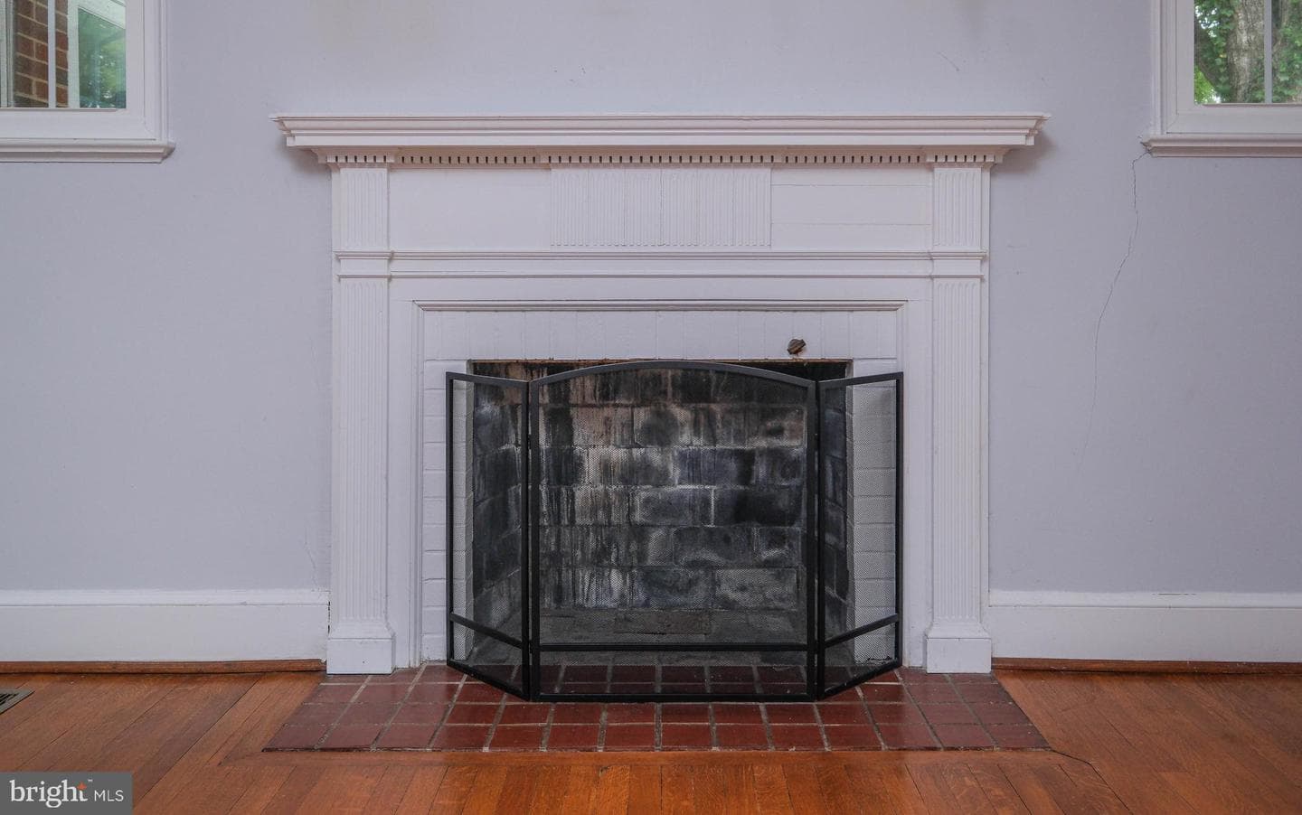 208 Salem Avenue photo 9