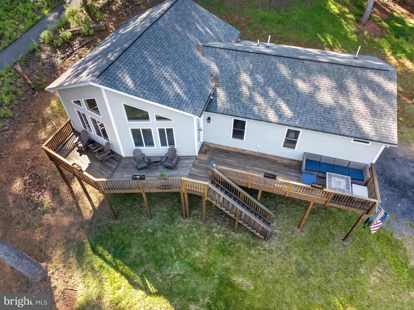 515 Red Bud Lane photo 4