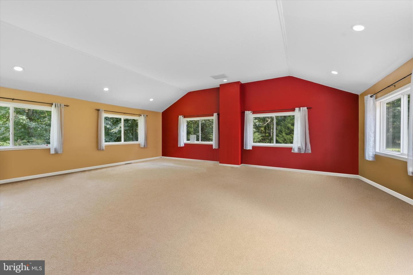 102 Bens Court photo 27