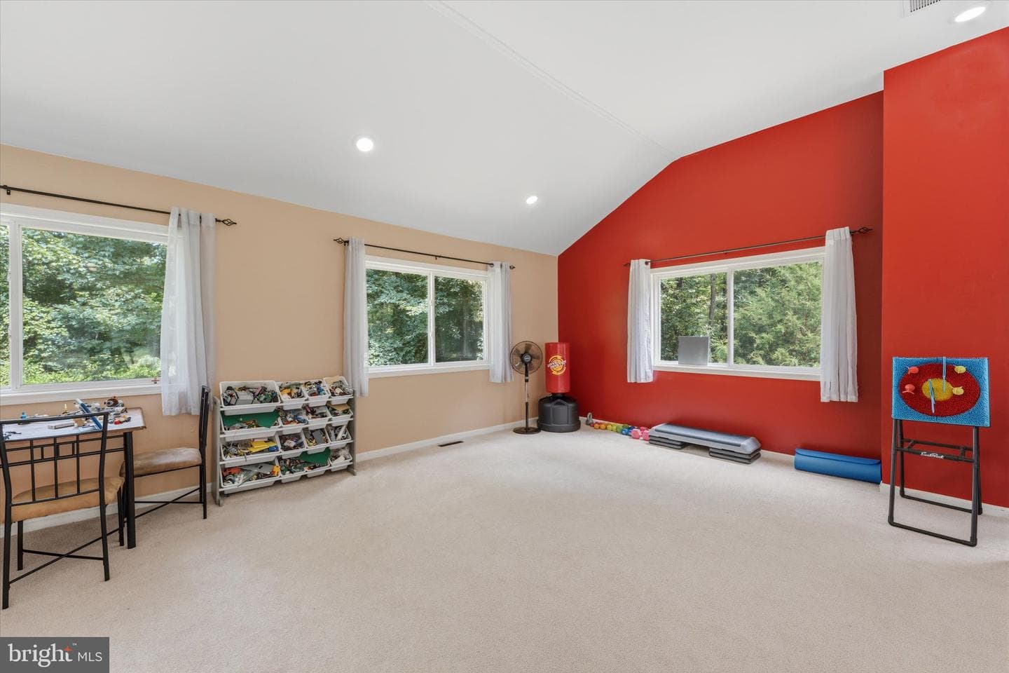 102 Bens Court photo 29