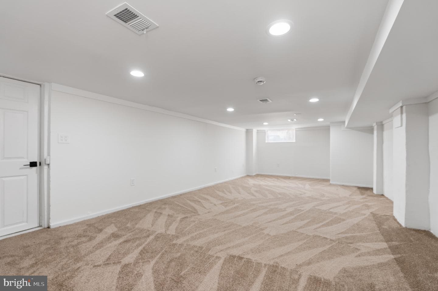 1101 Royal Avenue N photo 47