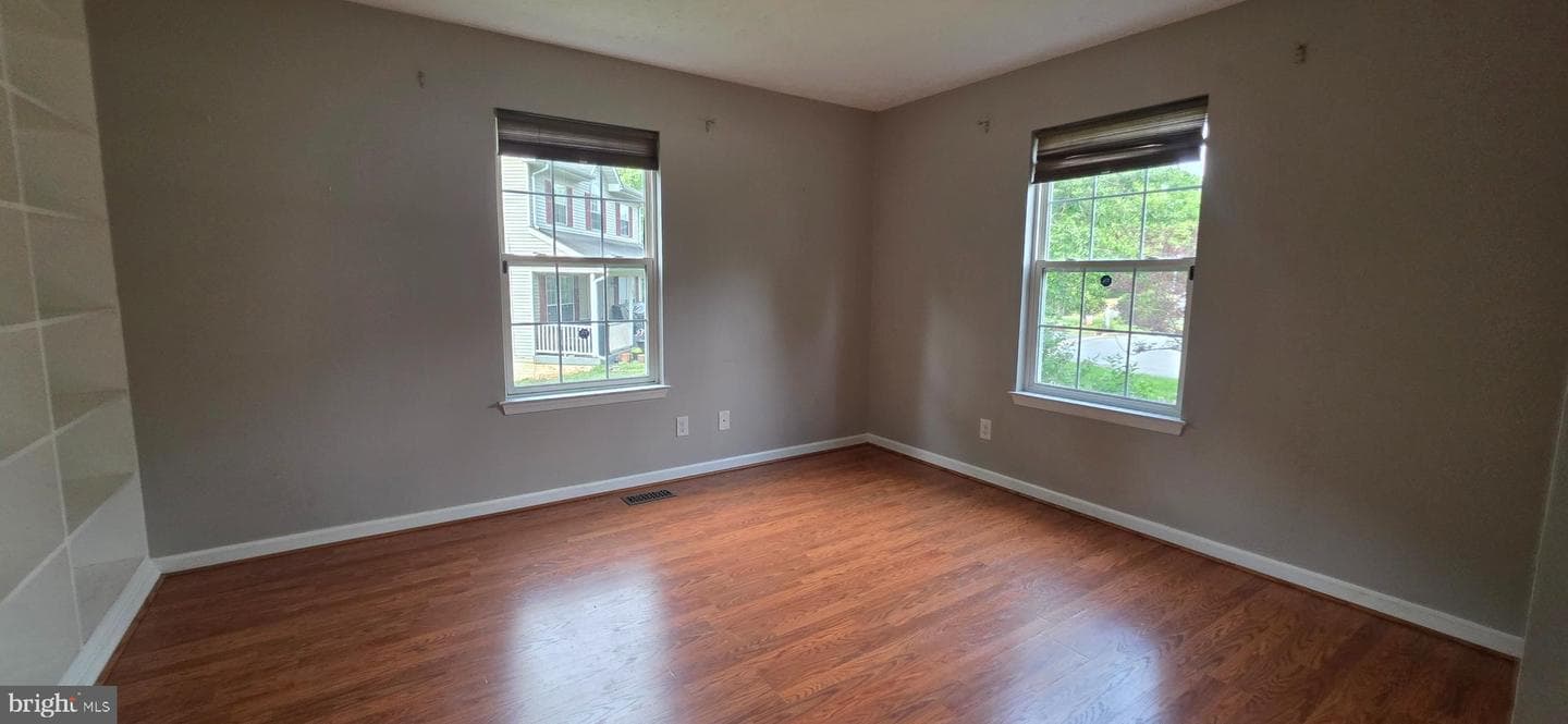 983 Meadow Court photo 8