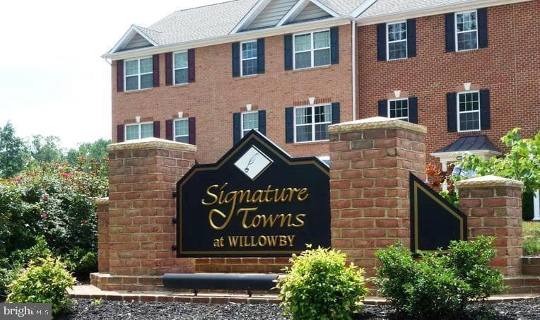 67 Babylonica Court photo 2