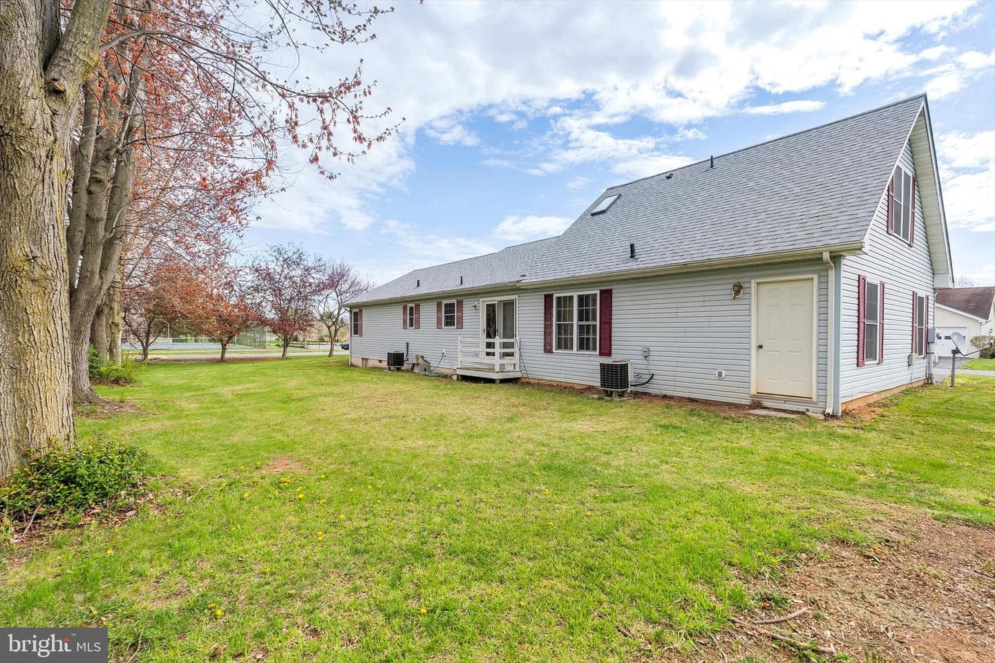 158 Ambler Lane photo 37