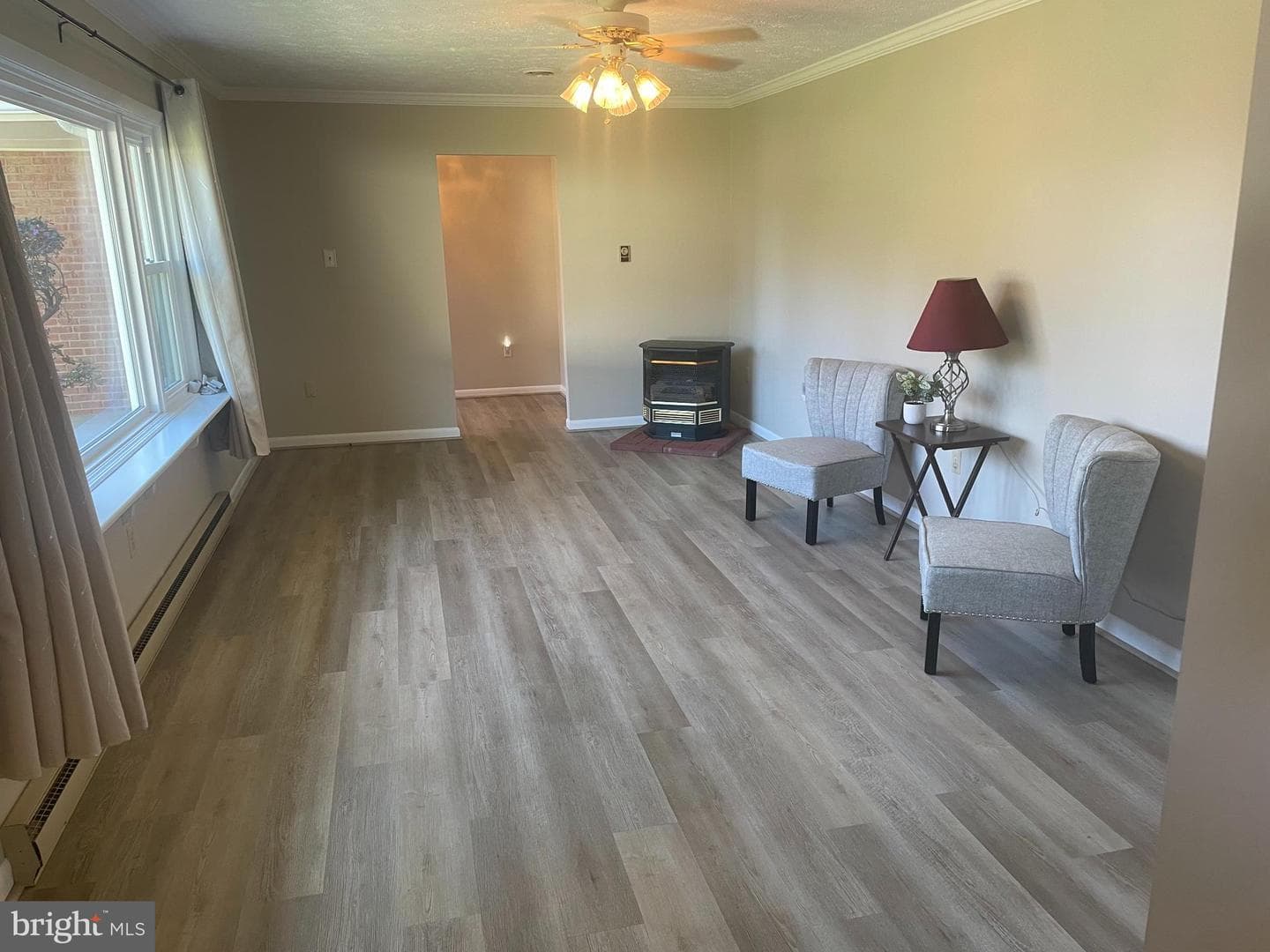 509 Ridge Road S photo 3