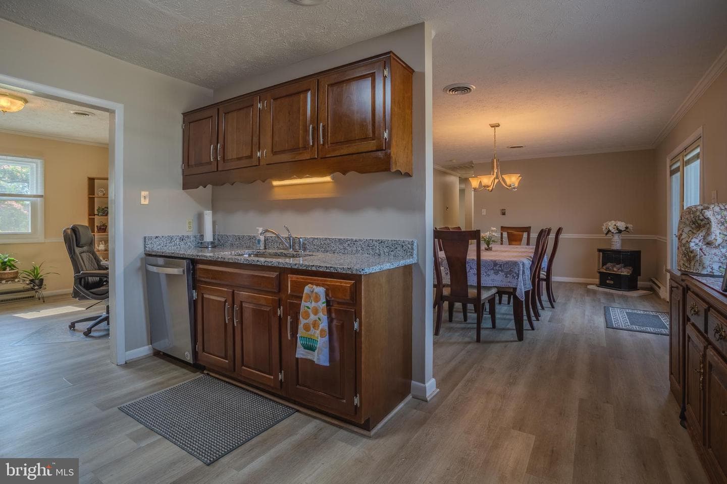 509 Ridge Road S photo 7