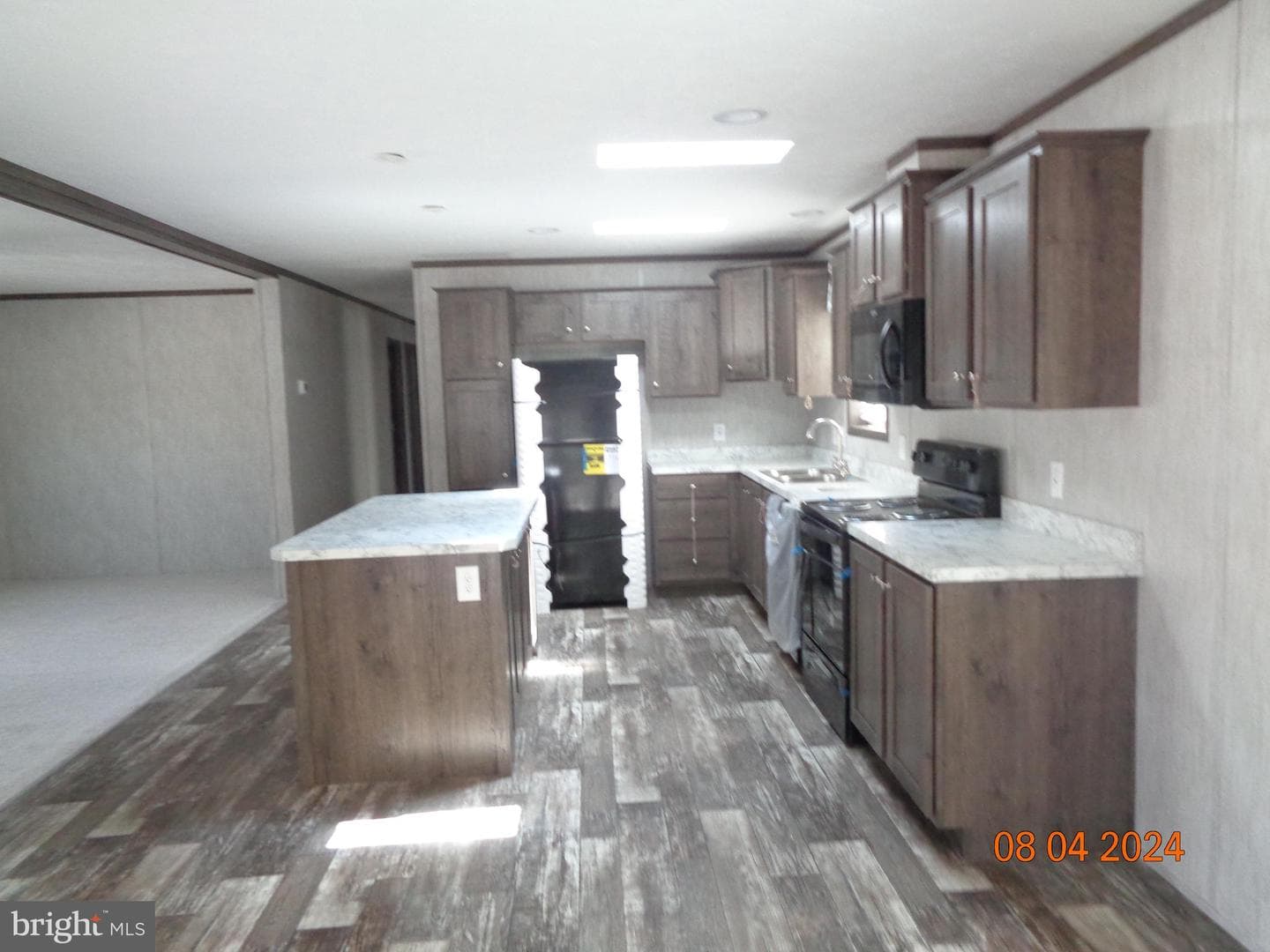 247 Apollo Court photo 5