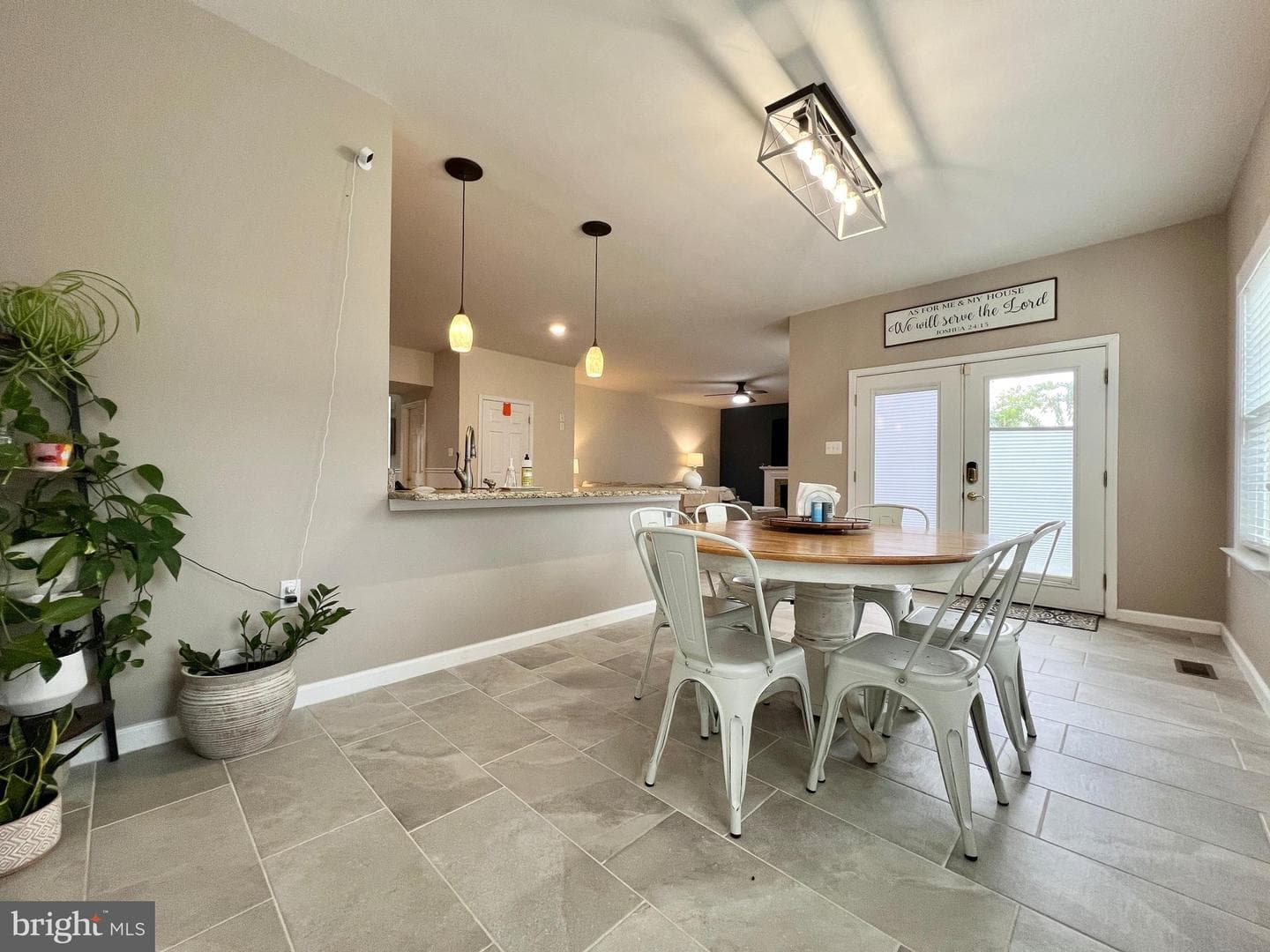 393 Quality Terrace photo 11