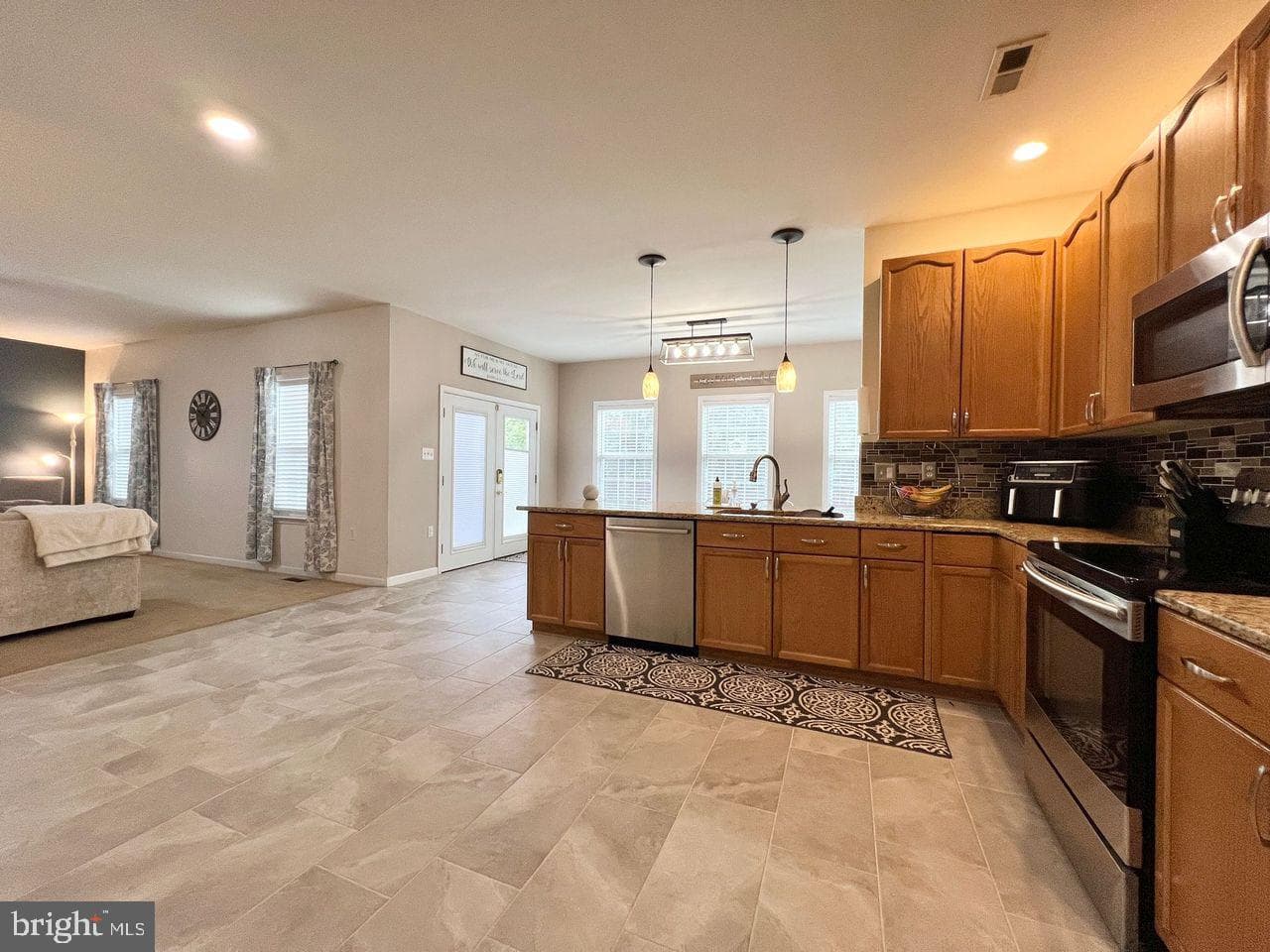393 Quality Terrace photo 13