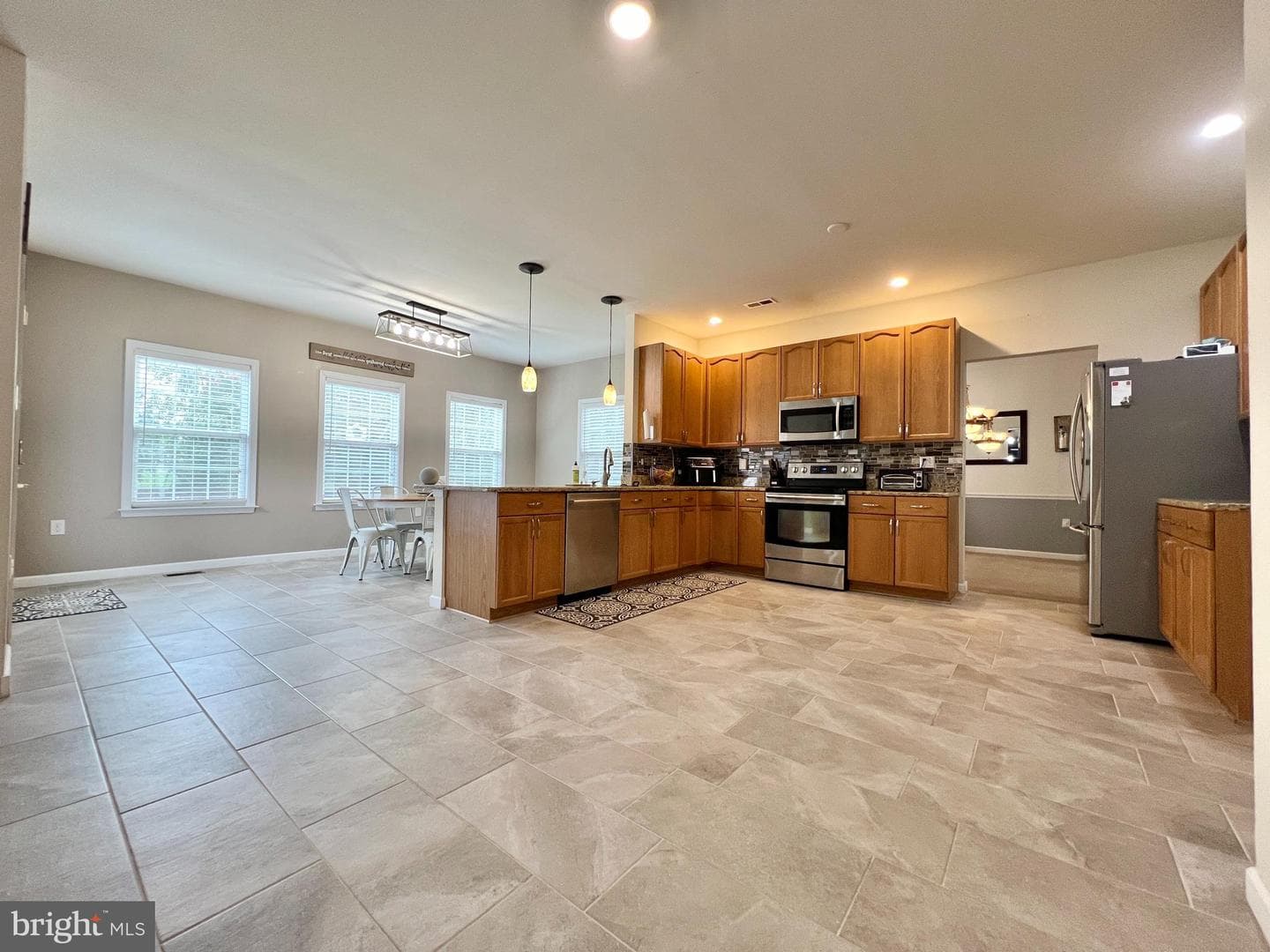 393 Quality Terrace photo 5