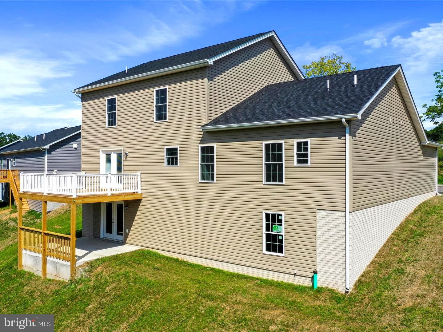 356 Europa Way photo 4