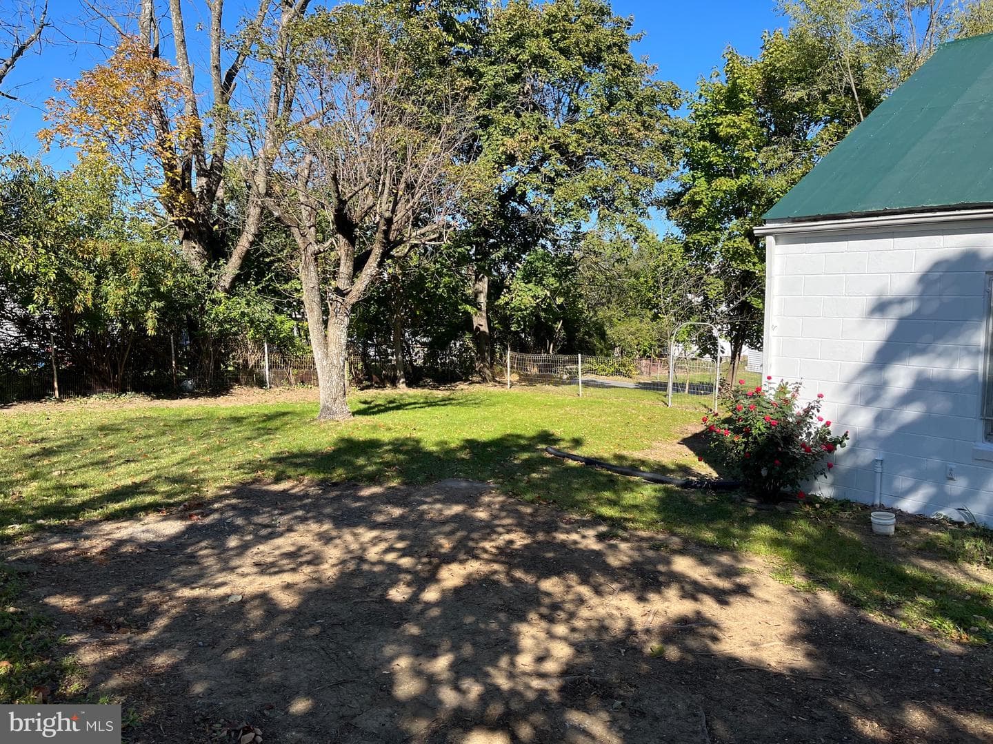 100 Fairfax Street photo 30