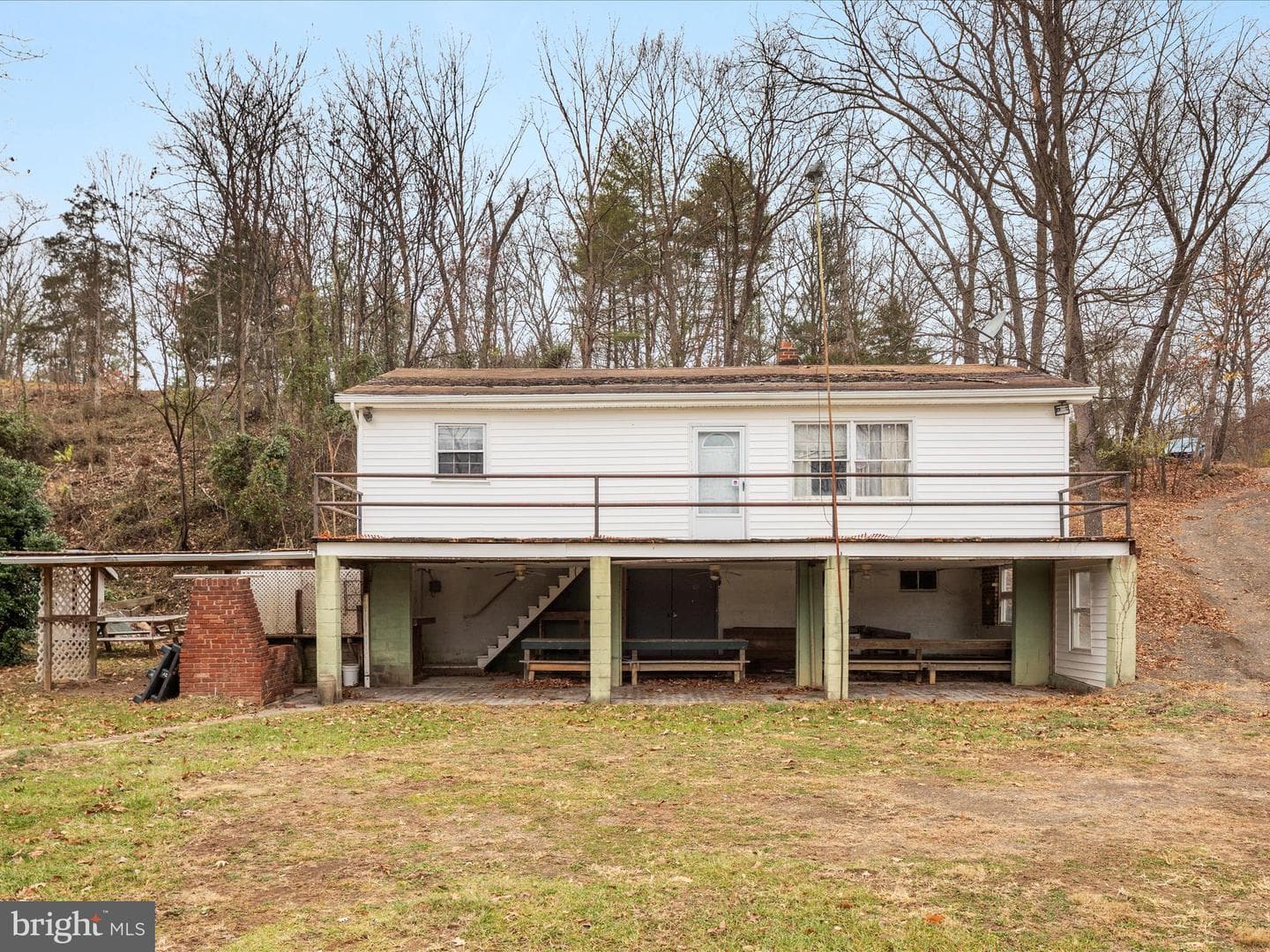 1041 Puffenburger Lane photo 54
