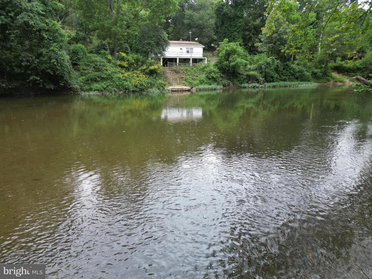 1041 Puffenburger Lane photo 9