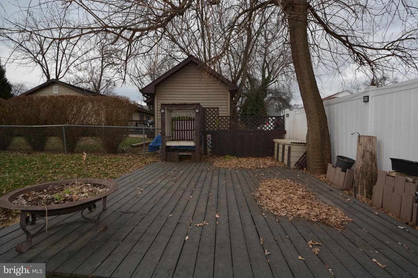 127 Strine Avenue photo 31