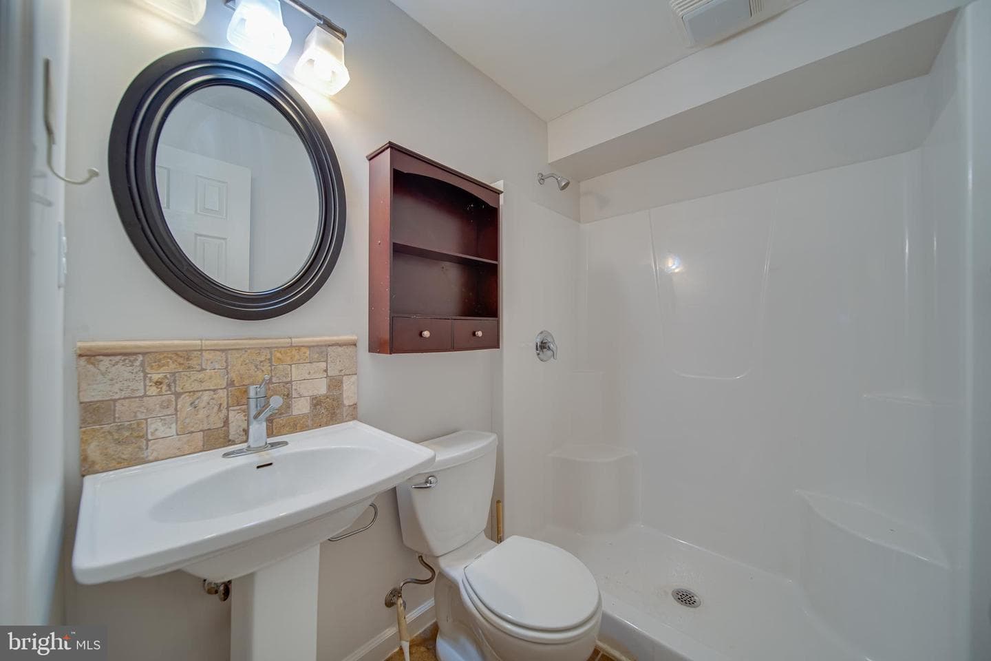 304 Marlowe Drive photo 28