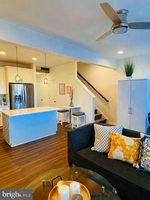 425 Hillsdale Place photo 7