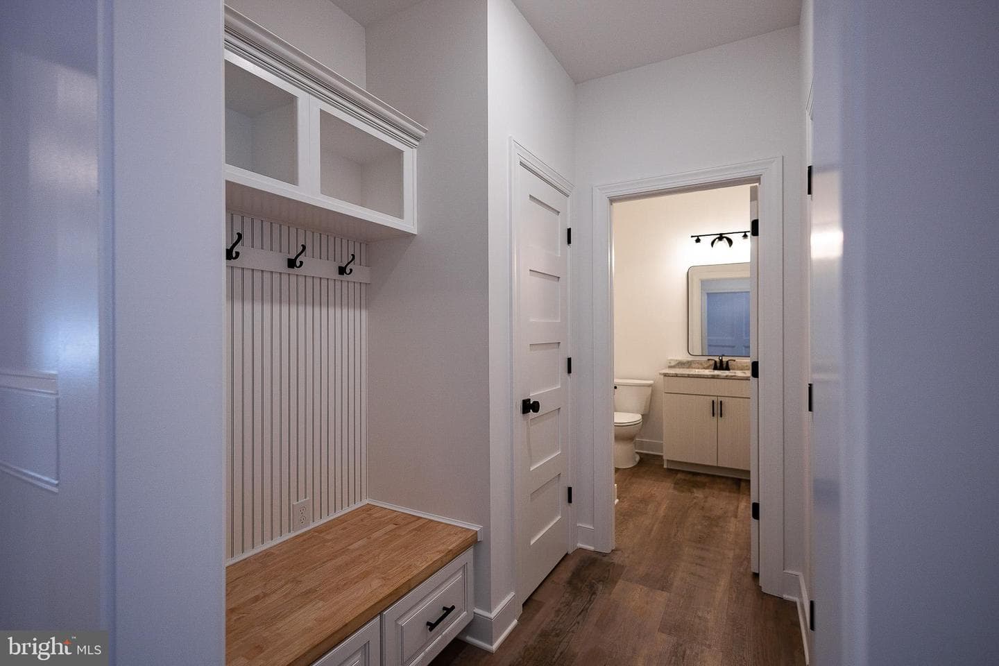 73 Midland Court photo 9