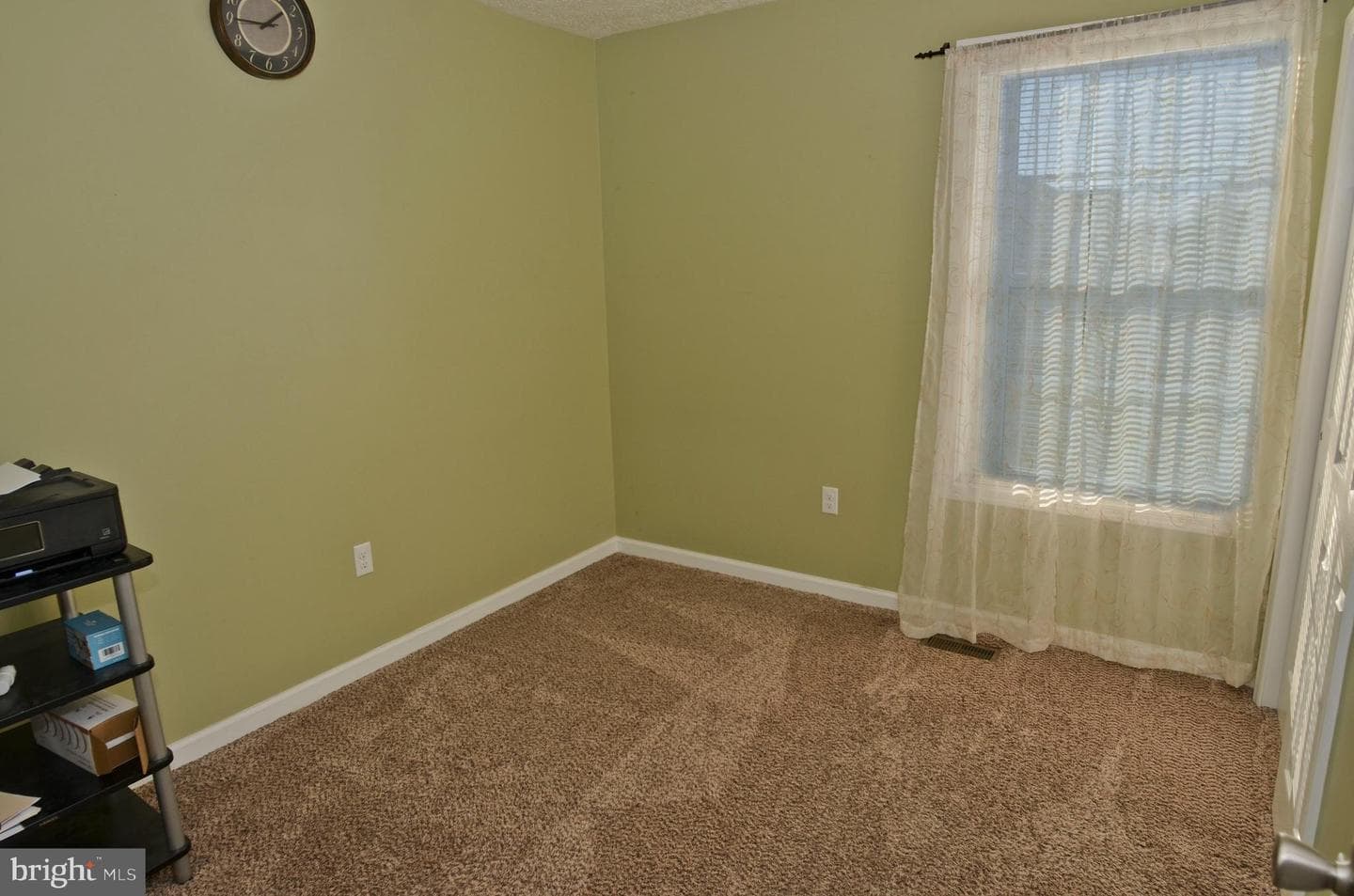786 Ives Street photo 10