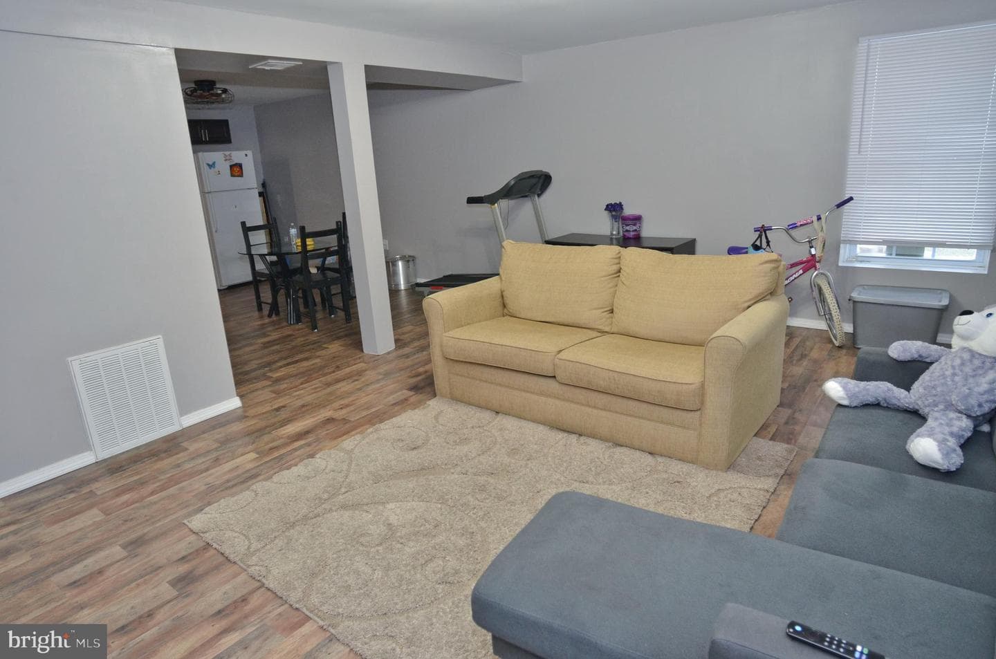 786 Ives Street photo 22