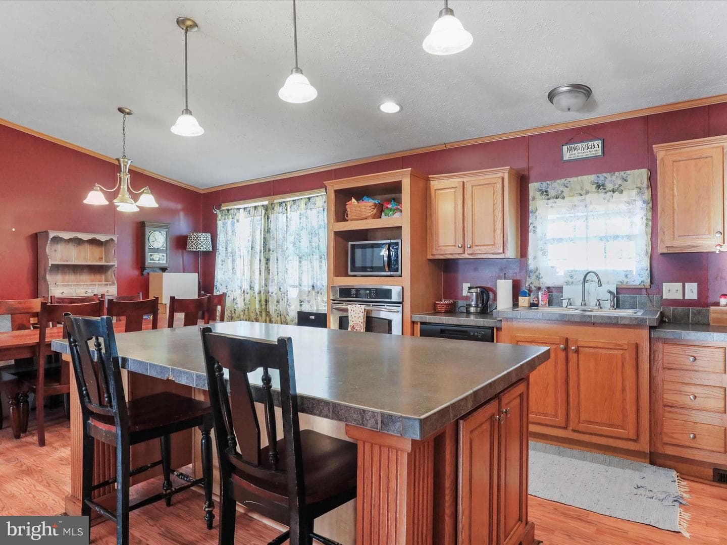 529 Royal Crest Drive photo 12