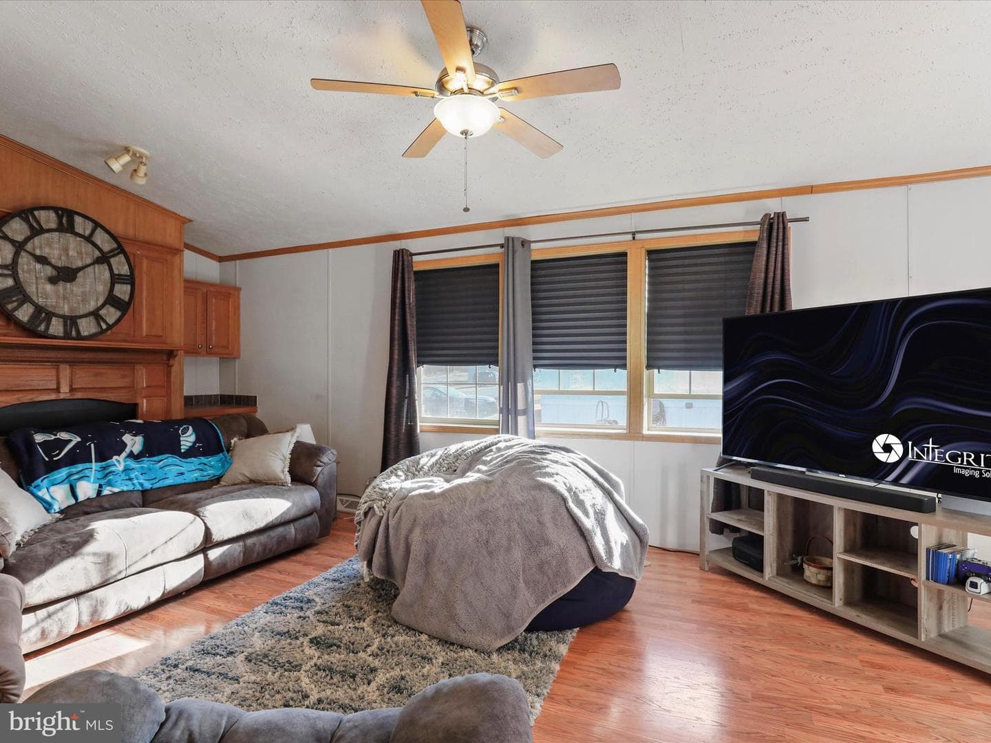 529 Royal Crest Drive photo 5