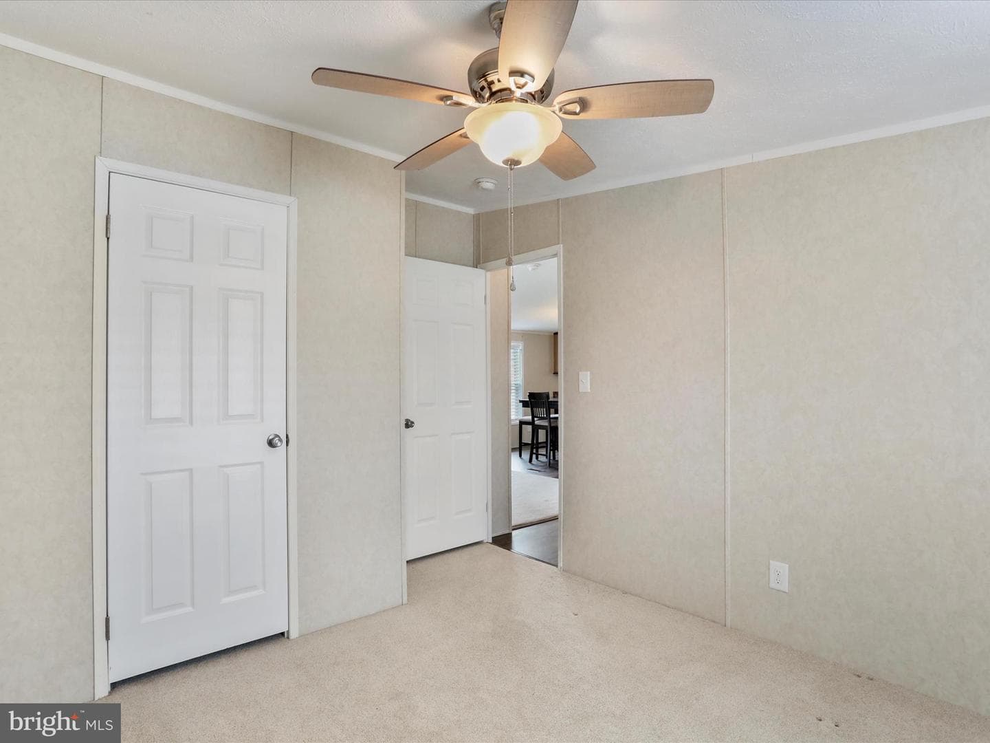 299 Valentine Drive photo 23