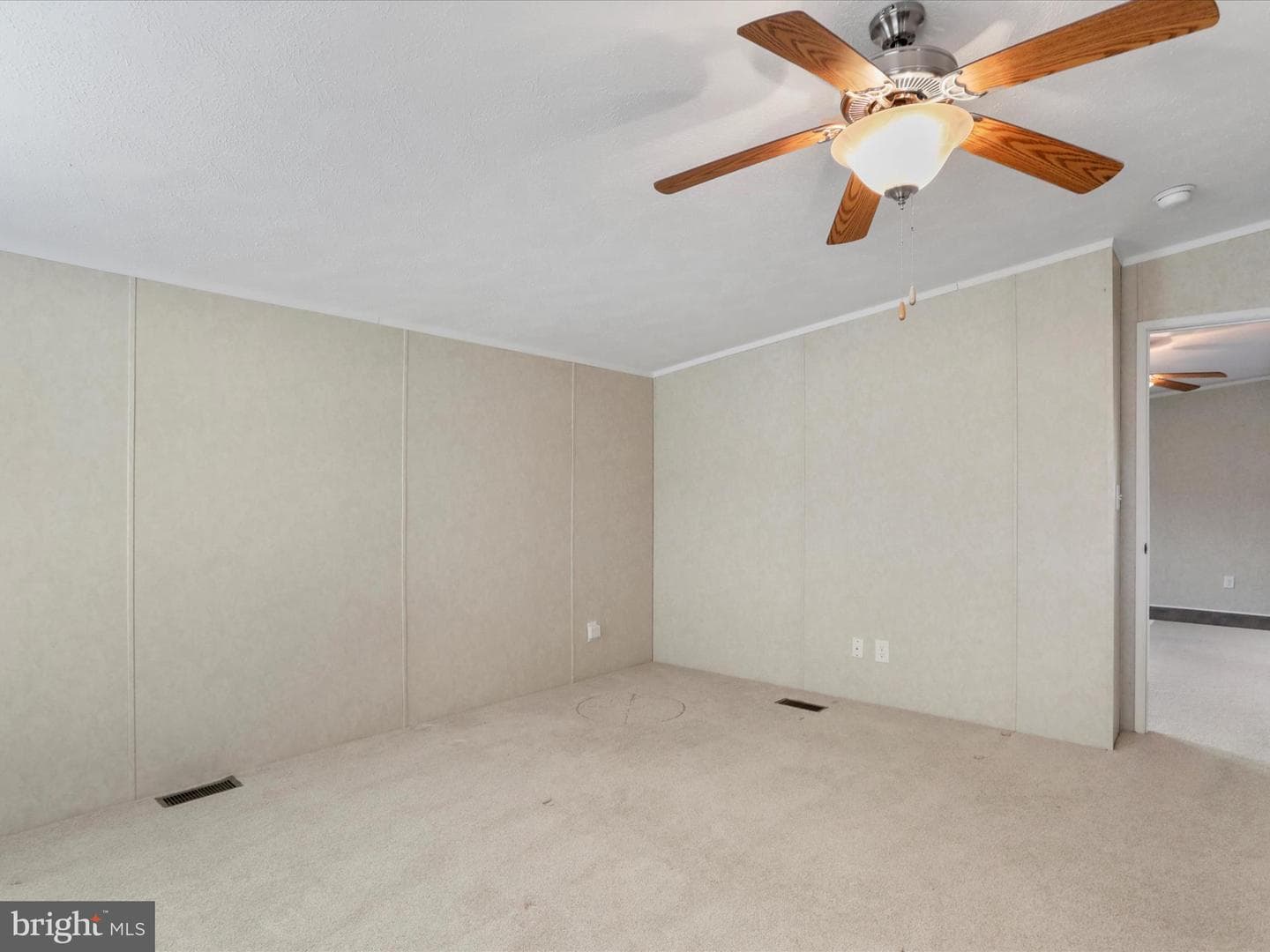 299 Valentine Drive photo 26