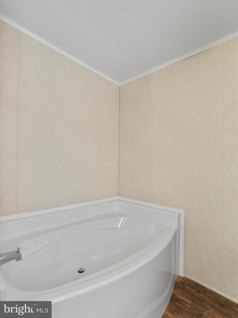 299 Valentine Drive photo 29