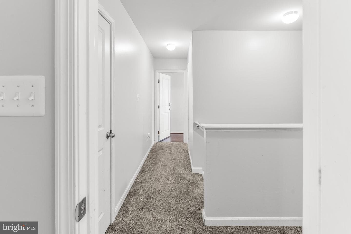 218 Singleton Way photo 18