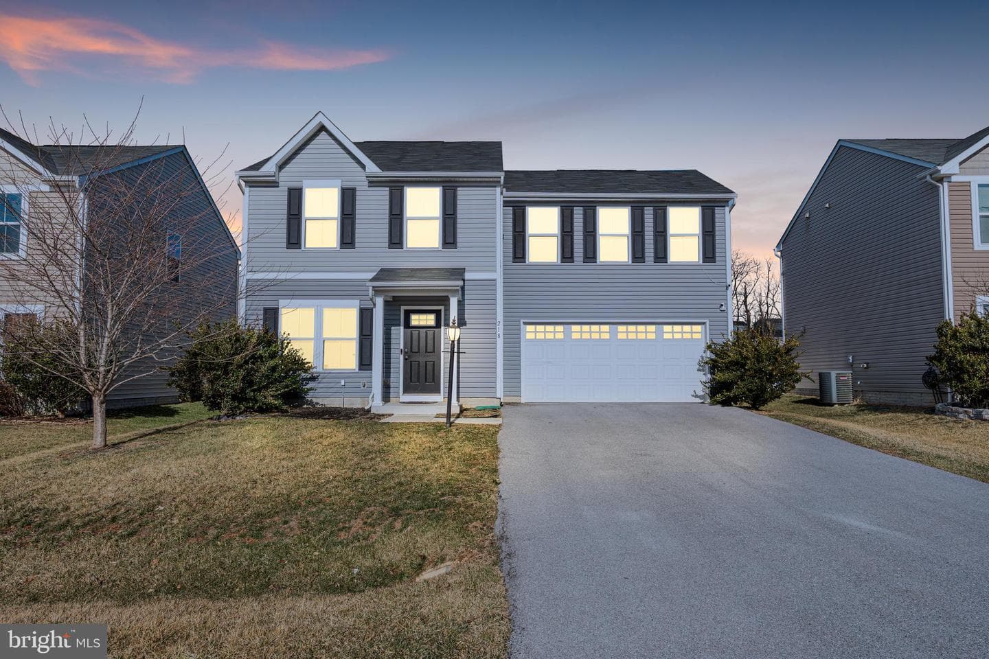 218 Singleton Way photo 23