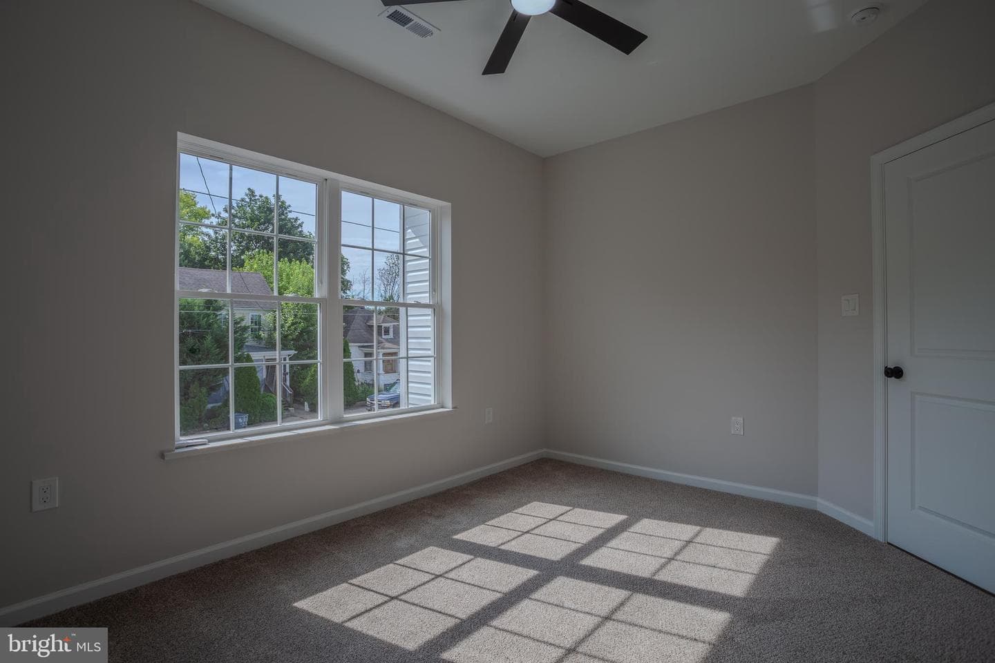 620 N High Street photo 32