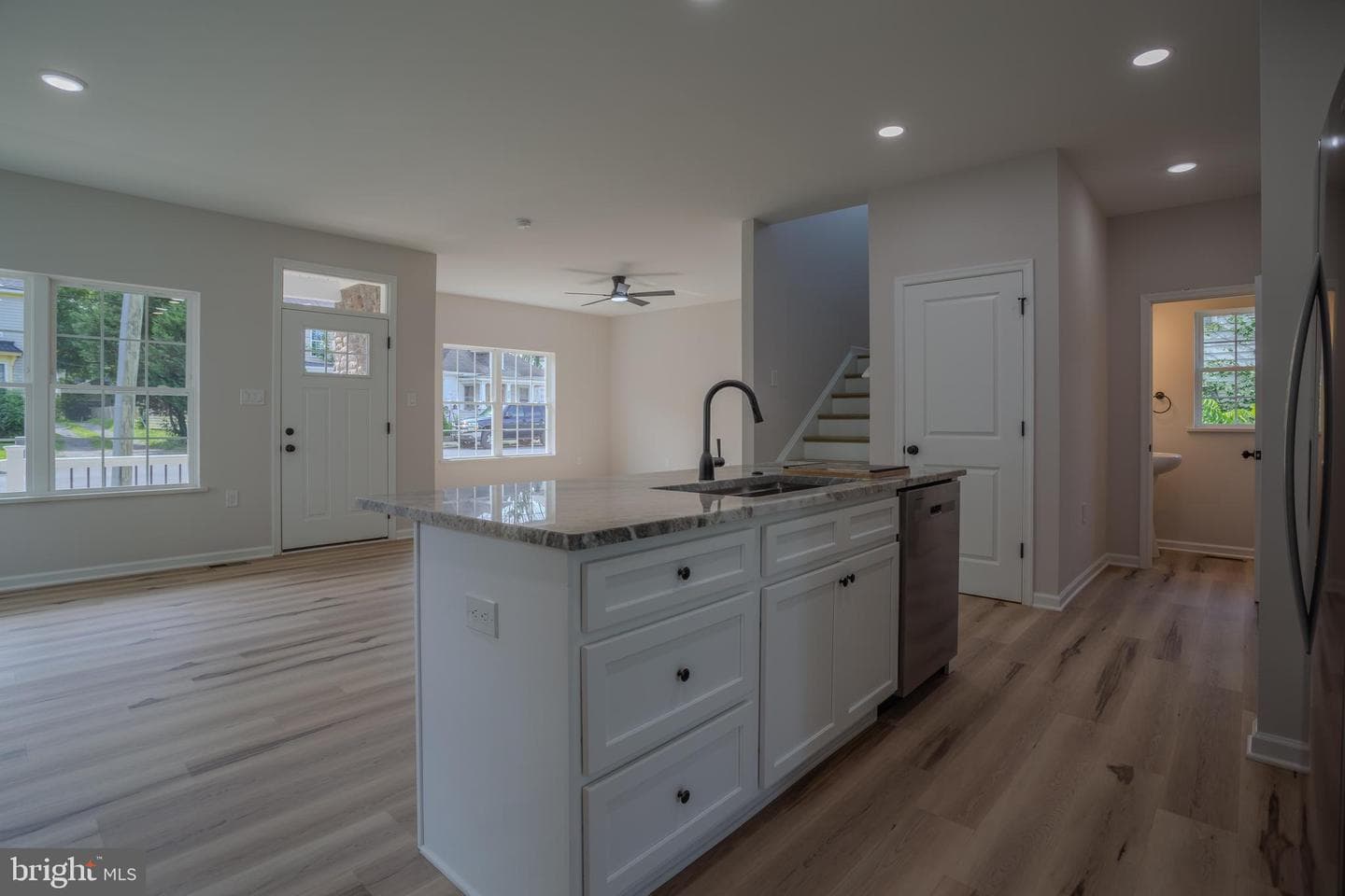 620 N High Street photo 4