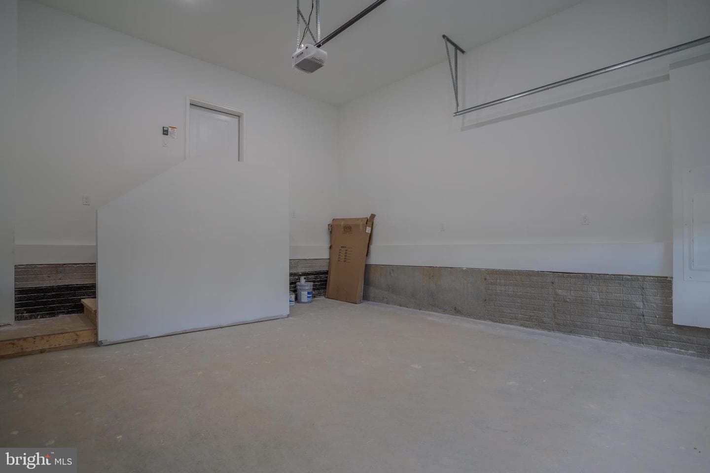 620 N High Street photo 42