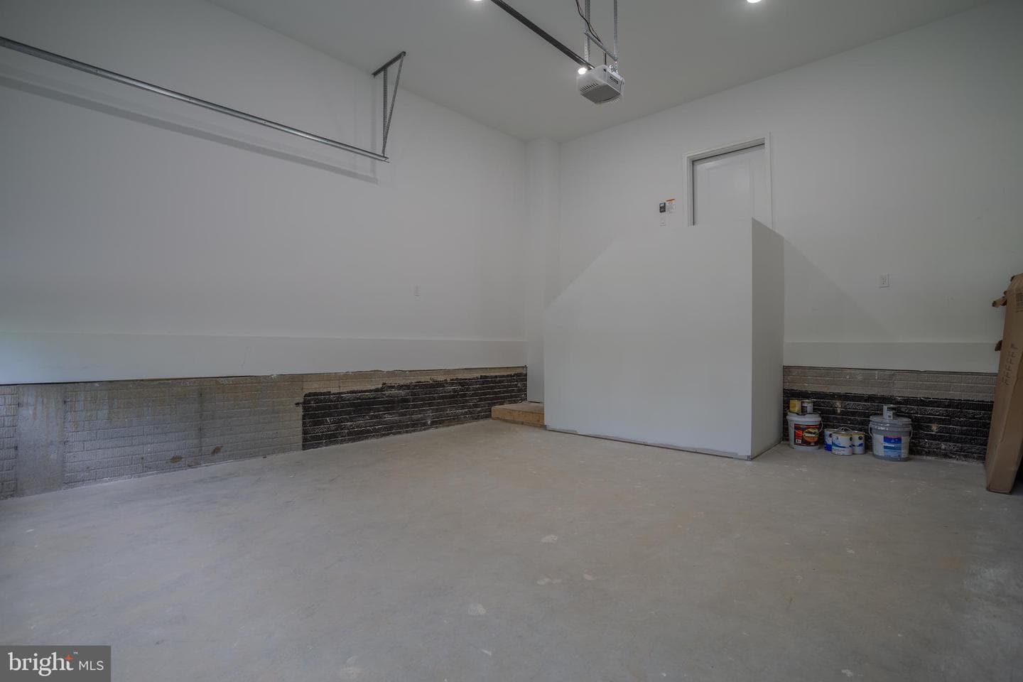 620 N High Street photo 43