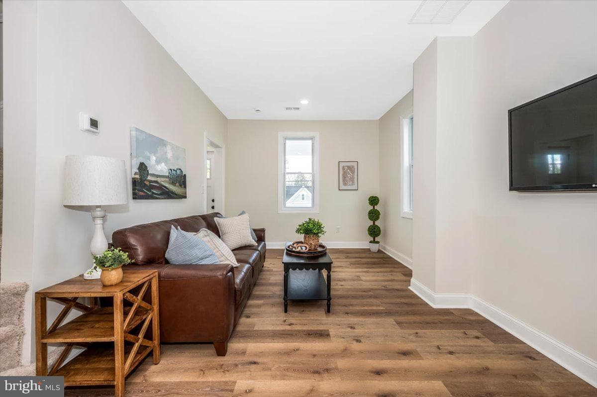 713 3rd Street photo 12